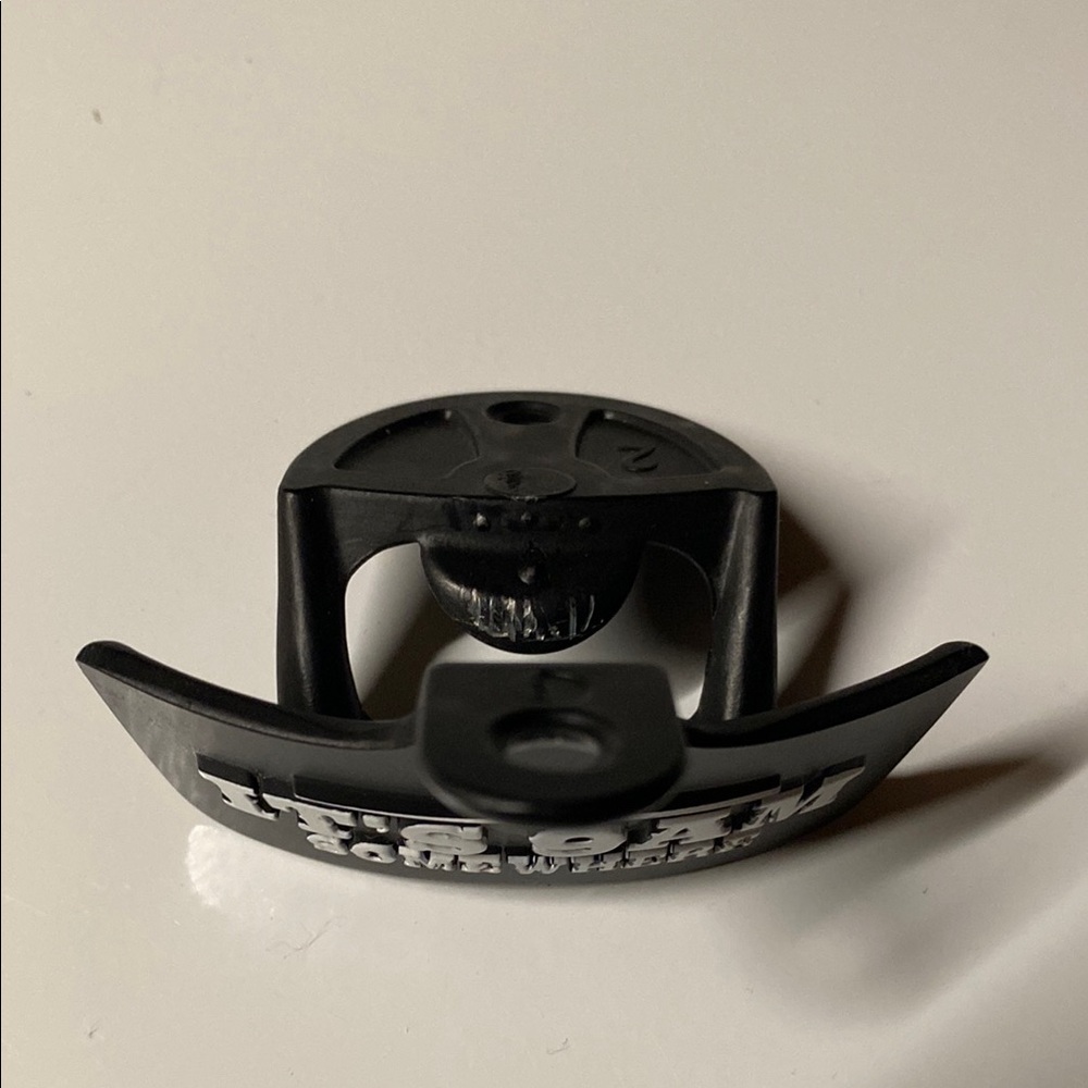 Yeti Black Rambler Colster Can Insulator & Mountable Custom Bottle Opener set. - Picture 9 of 12